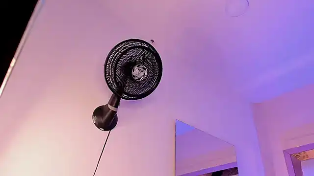 Ayana_Ebony_